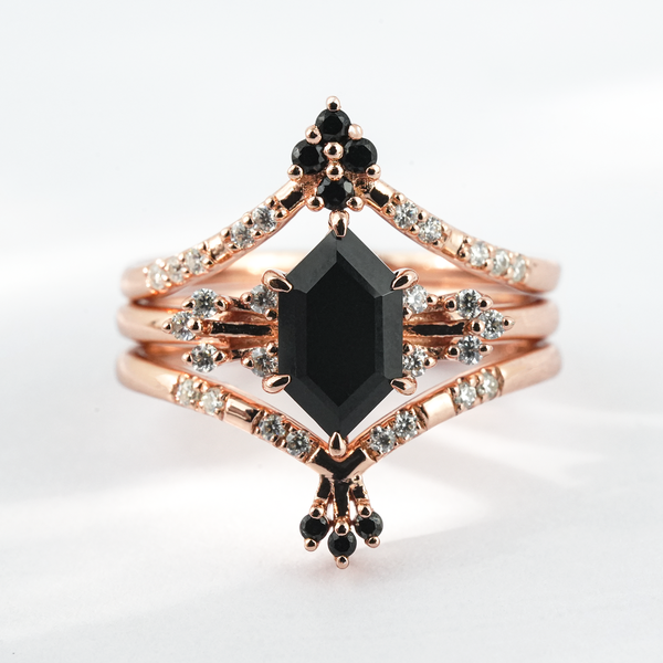 ”Obsidian Whisper“-Luxurious Black Onyx with Moissanite Ring Set