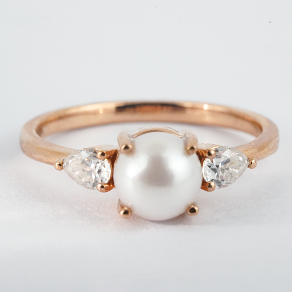 “Ice Age Love Letter”-Unique Pearl Ring with Moissanite Engagement Gold Ring
