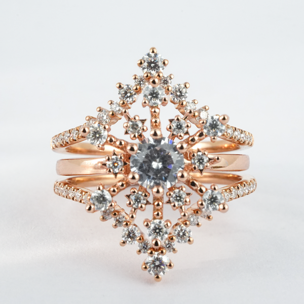 "Arctic Whisper"-Luxury Snowflake with Moissanite Engagement Ring Set